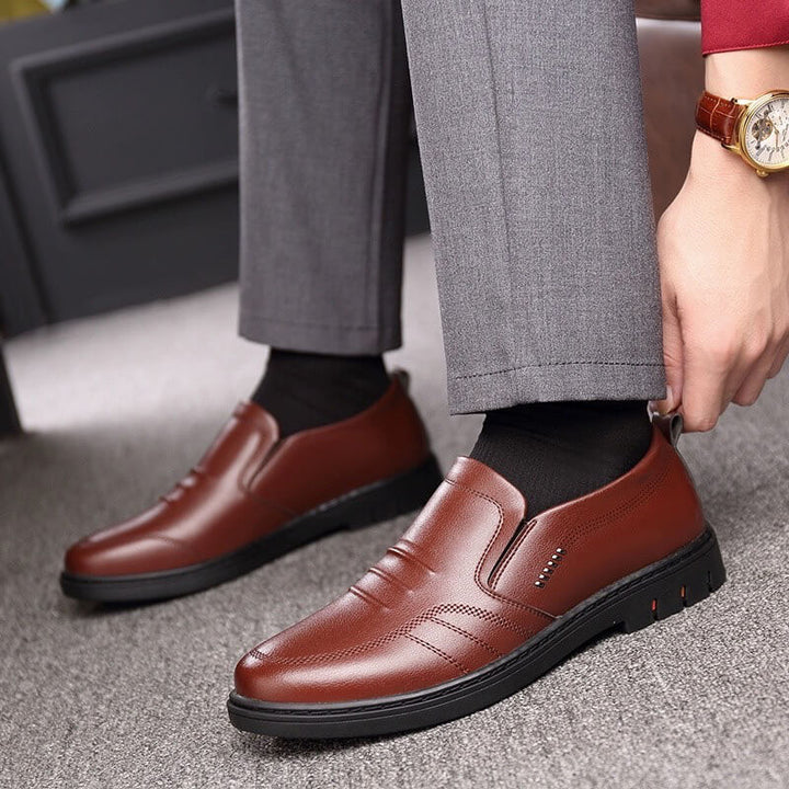 Pravoslav – Elegantné pánske kancelárske topánky