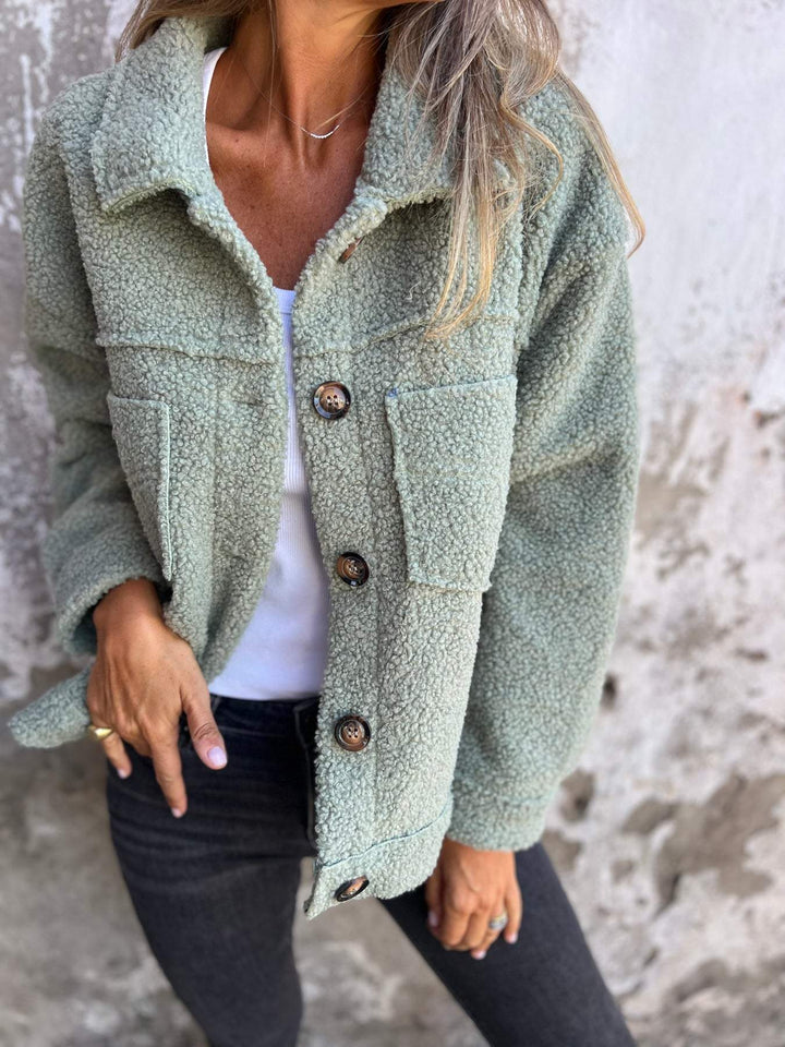 Tania – Elegantný a Pohodlný Kabát