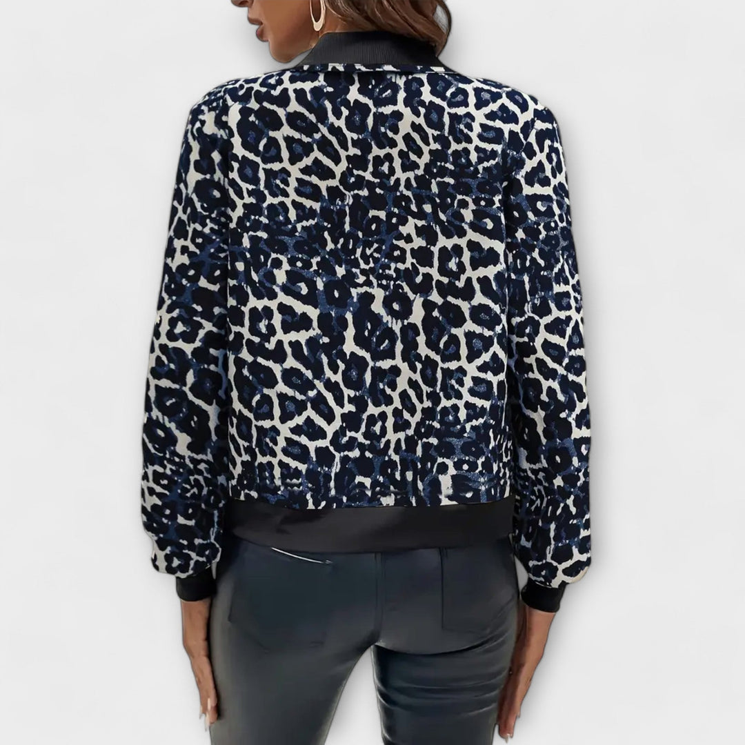 Jessika – Elegantný leopardí plášť
