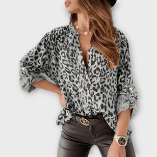 Britt – Moderná blúzka s leopardím motívom