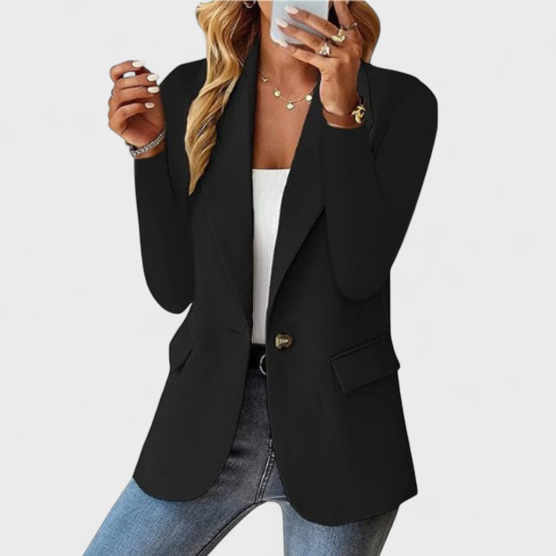 Karola – Elegant Blazer