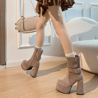 Malvína – Urban Boots with Character and Confidence