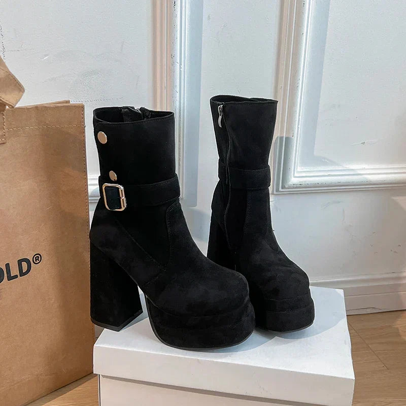 Malvína – Urban Boots with Character and Confidence