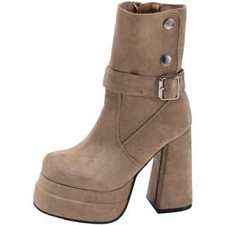 Malvína – Urban Boots with Character and Confidence