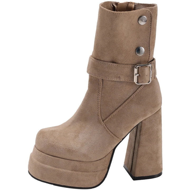 Malvína – Urban Boots with Character and Confidence