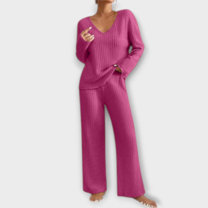 Vanesa – Set of 2 Comfortable Pieces