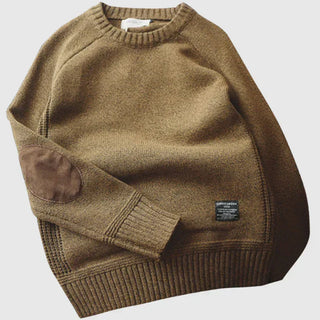 João - Cozy Pullover Retreat