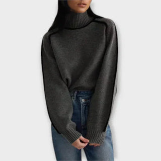 Emília – Elegantný sveter s vysokým golierom