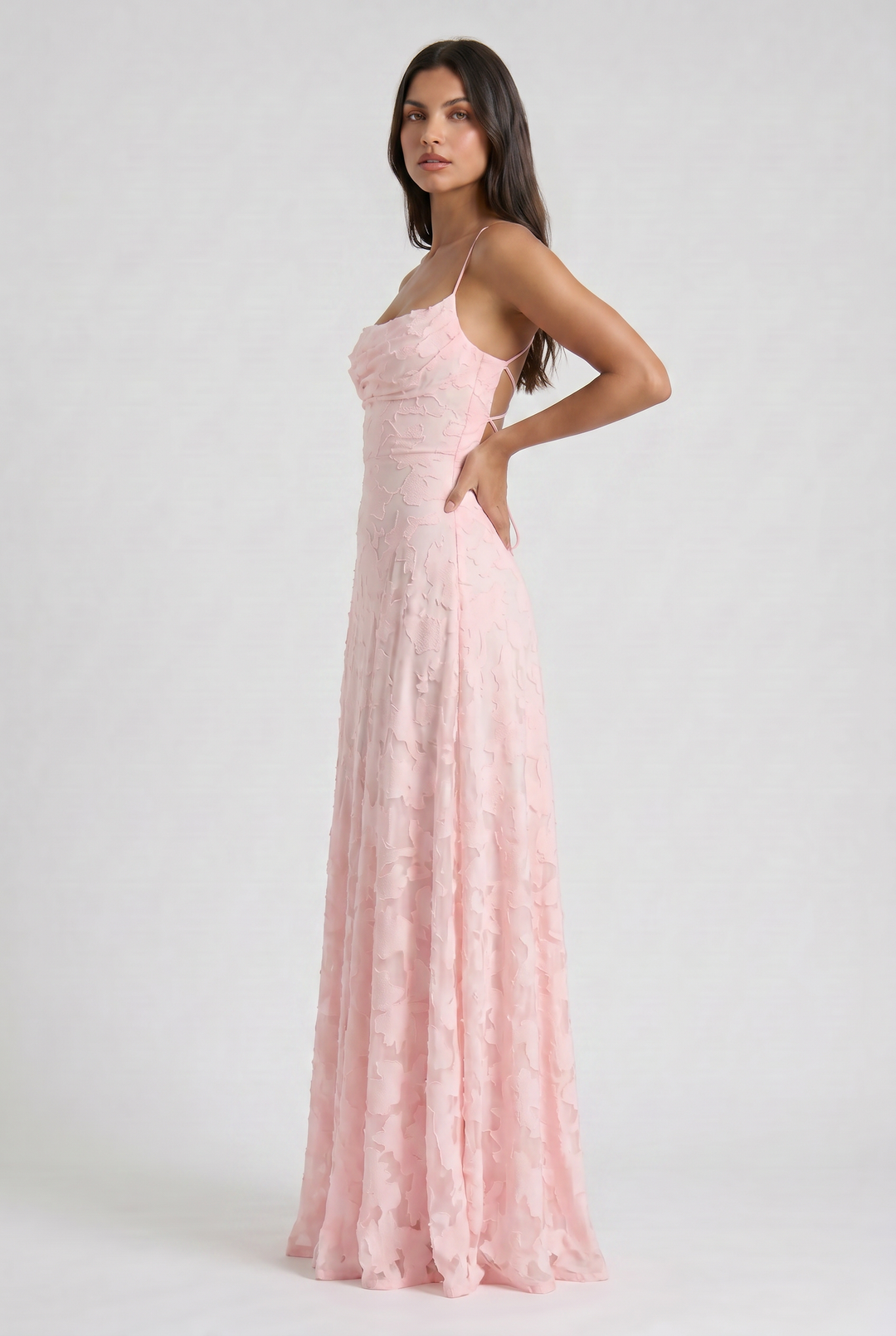 Lujza | Večerné šaty s kvetinovou výšivkou