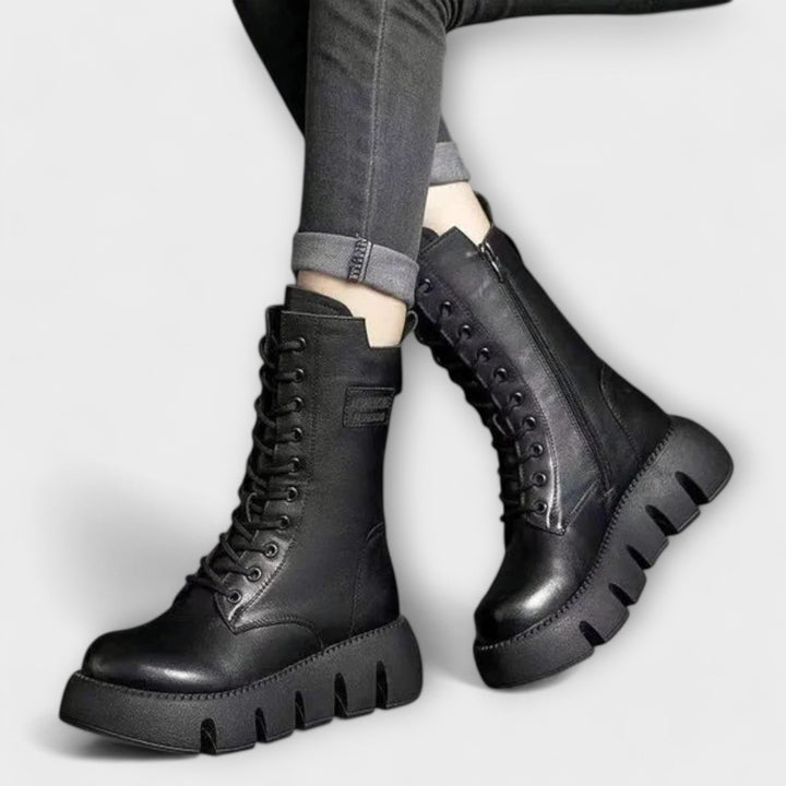 Resi – Dámske trendy čižmy